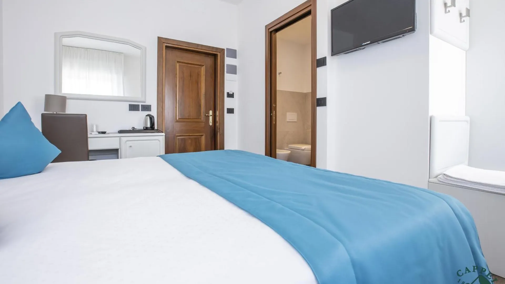 Albergo Cappello E Cadore Belluno 3*,  Italy